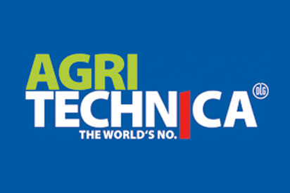 LG InstaView Refrigerators with Craft Ice™